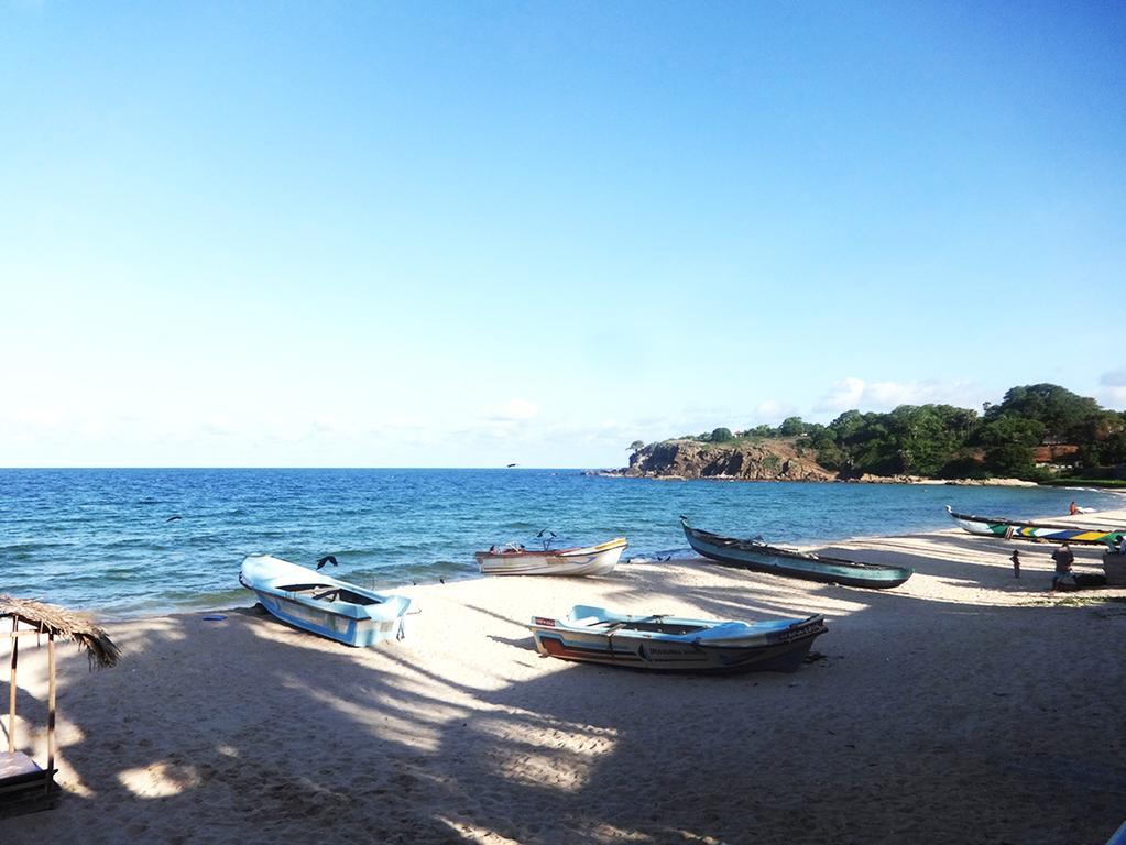 Dutch Bay Beach Cottages تريكونامالاي المظهر الخارجي الصورة