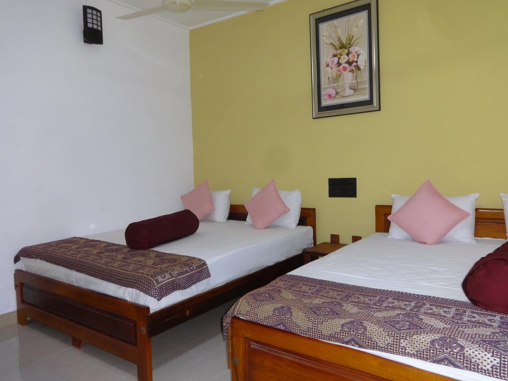 Dutch Bay Beach Cottages تريكونامالاي المظهر الخارجي الصورة